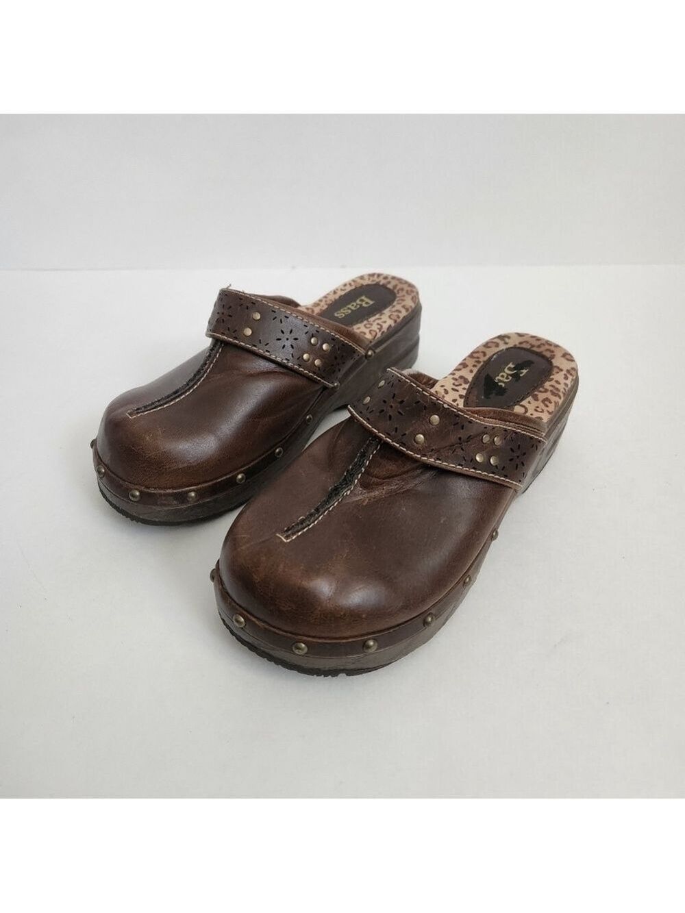 BASS | leather clogs brown girls sz 2